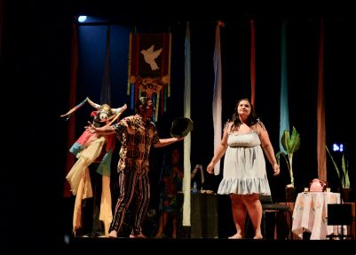 MT Escola de Teatro promove 14