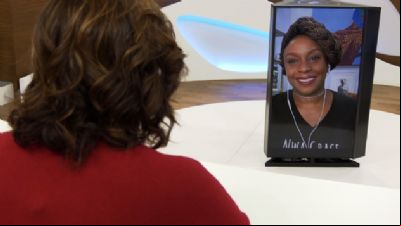 TV Cultura reapresenta Roda Viva com Chimamanda Ngozi nesta segunda