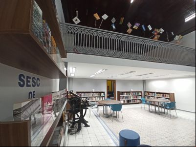 Biblioteca oferece media