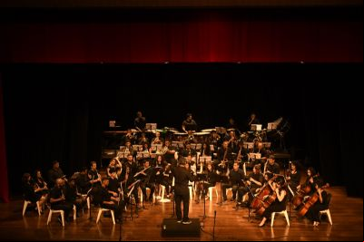 Orquestra CirandaMundo apresenta concerto no Cine Teatro na pr