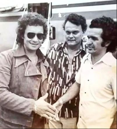 Em foto hist