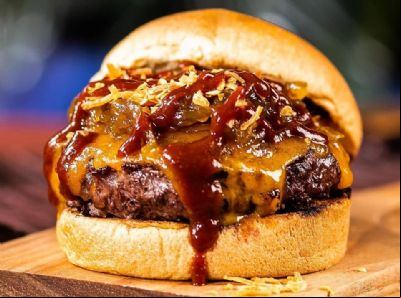 Dia Mundial do Hambúrguer: confira sorteios, brindes e promoções em Cuiabá