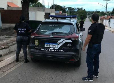 Pol
