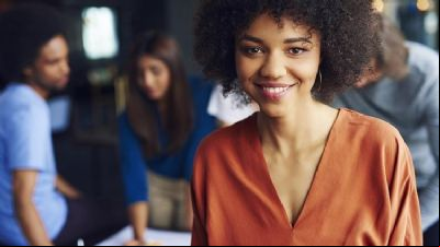 Confira vagas de emprego com sal