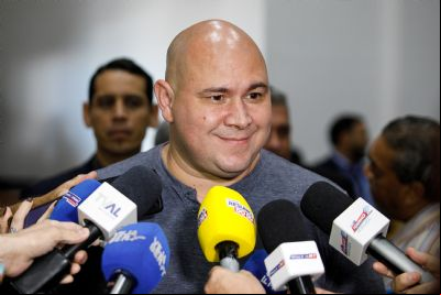 Prefeito descarta demiss