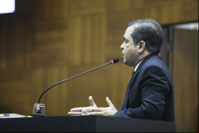 Deputado Paulo Ara