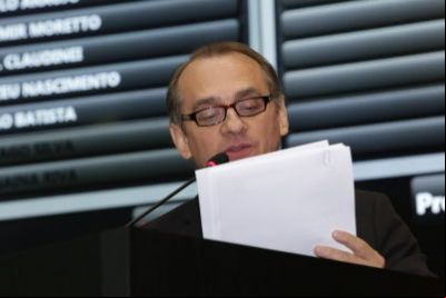 ALMT cobra dados de contratos de R$ 376 mil na sa