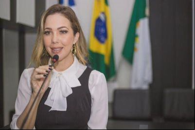 Maysa assume cadeira de Paccola ap