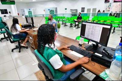 Sine disponibiliza mais de 570 vagas com sal