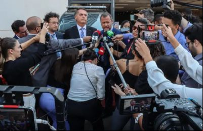 Bolsonaro chama julgamento de 