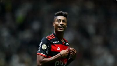 Flamengo goleia Atl