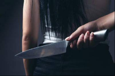 Mulher invade casa do 'ex' armada com faca e amea