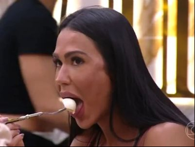 Xepa alivia perrengue e Gracyanne n