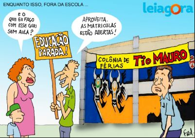 Enquanto isso, fora da escola...