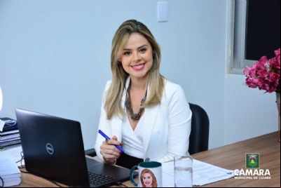 Vereadora apresenta projeto que obriga hot