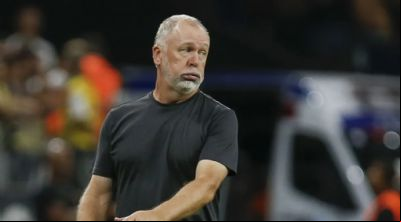 Corinthians demite Mano Menezes; veja prov
