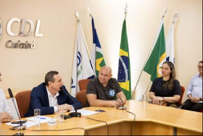 Em sabatina com lojistas, Abilio prop
