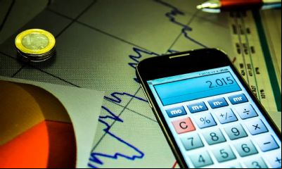 Economia cresce 0,9% no terceiro trimestre de 2024, diz IBGE