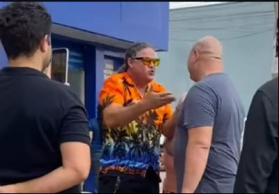 <Font color=Orange> Vídeo </font color> | Bate-boca com Baiano