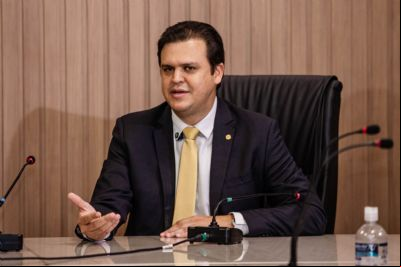 Deputado Thiago Silva ir