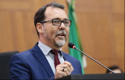 Projetos de L