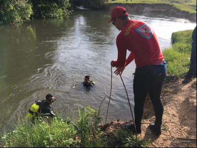 Pescadores encontram corpo de garoto que afogou na Praia Grande em VG