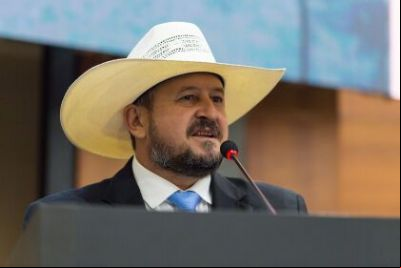 Deputado do 'campo' critica Energisa e condiciona renova