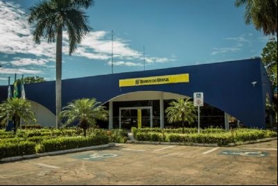 Governo injeta R$ 525 milh