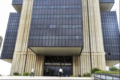 Projeto estabelece novas regras em caso de quebra de bancos