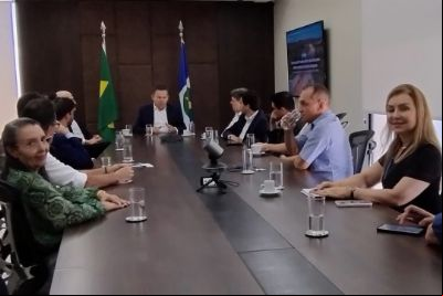 Governador recebe integrantes do Gaepe-MT e se compromete a analisar como atender demanda por vagas em creches