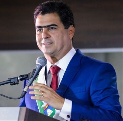 TCE-MT determina suspens