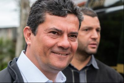 Eleger Lula seria 