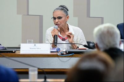 Ministra Marina Silva falar
