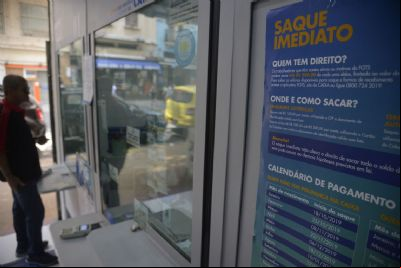Caixa abre saque do FGTS para os nascidos em junho e julho